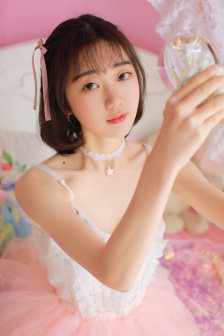 平田弥里